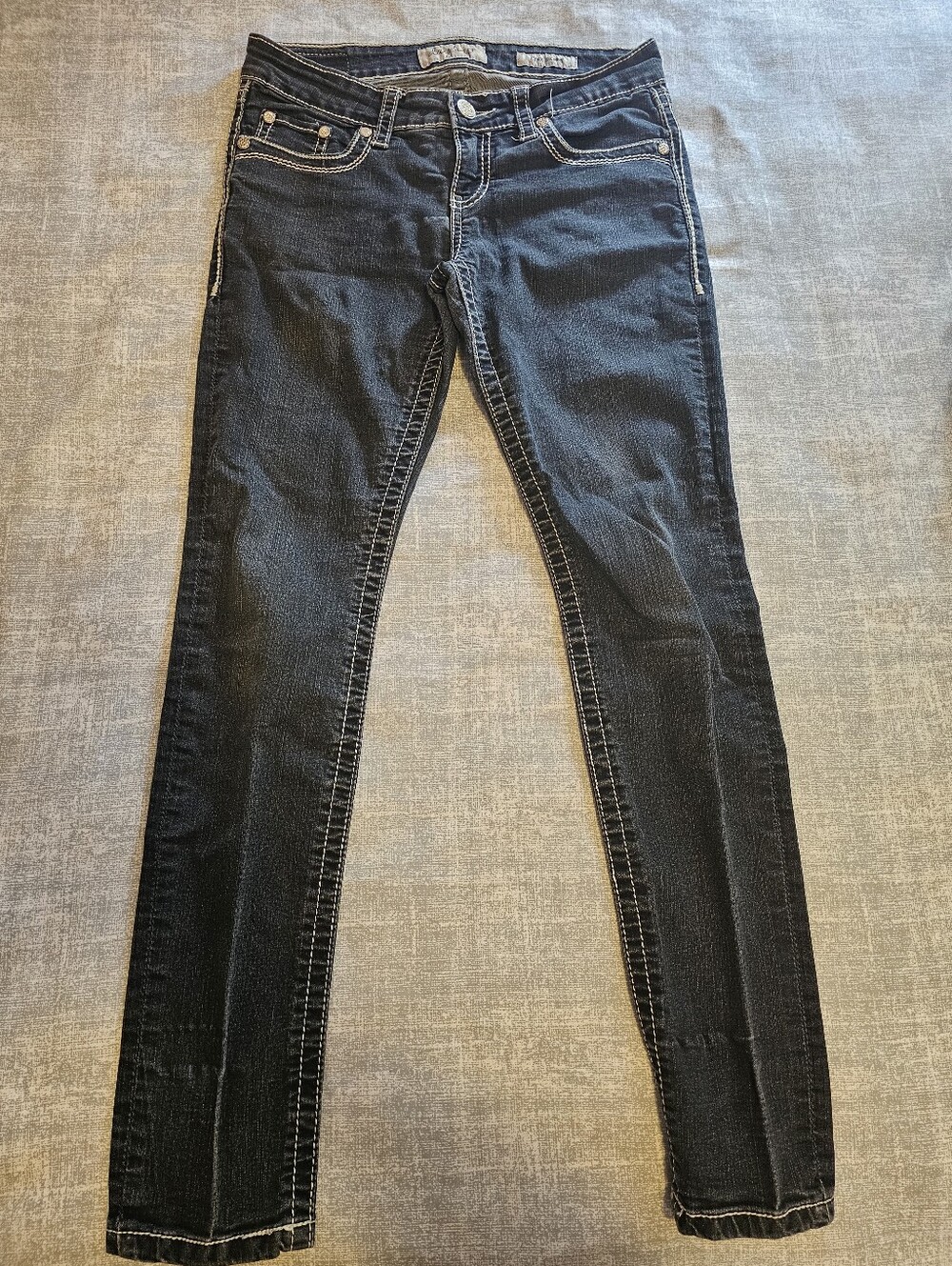 Women's Day Trip Lynx Skinny Jeans 28R Dark Wash Buckle Exclusive